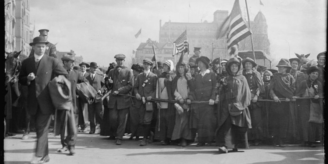 WOMAN_SUFFRAGE._HIKERS_ARRIVING_FROM_NEW_YORK_LCCN2016864348.tif